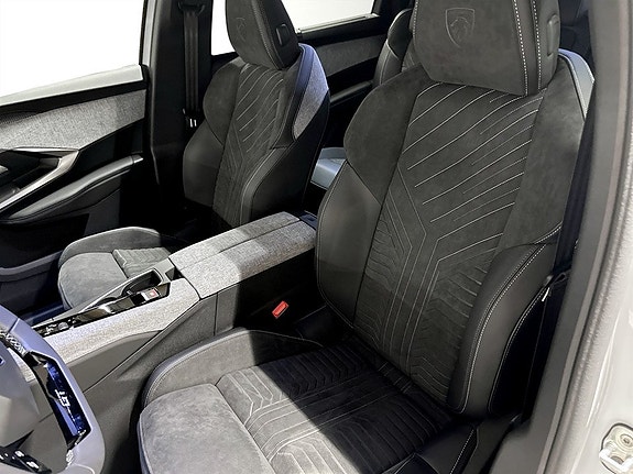 Peugeot 5008 13 of 14