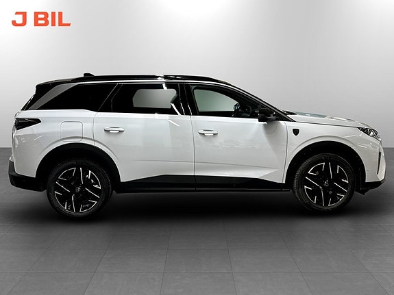 Peugeot 5008 4 of 5