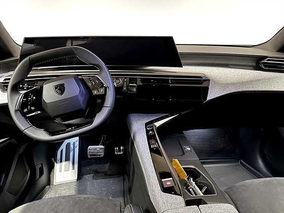Peugeot 5008 3 of 5