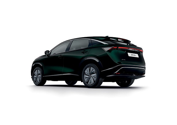 Nissan Ariya 3 of 5