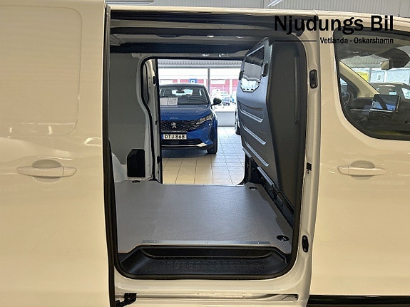 Peugeot Expert 8 of 10