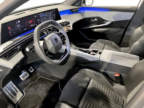 Peugeot 5008 6 of 14