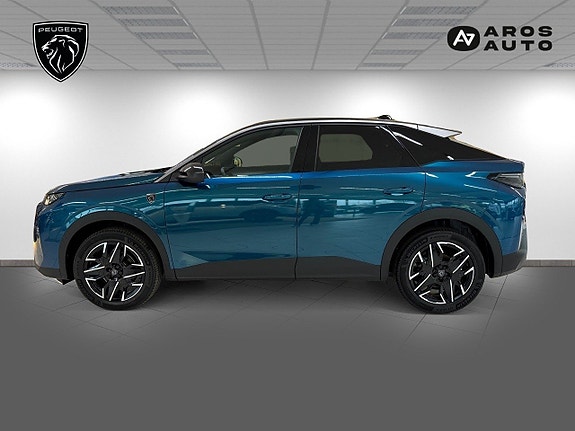 Peugeot e-3008 3 of 5