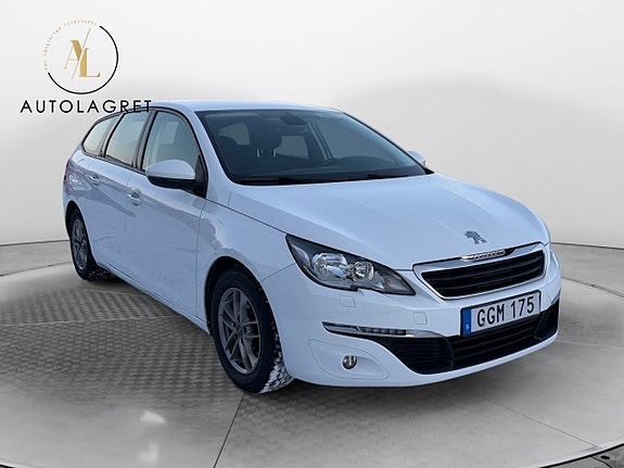 Peugeot 308 SW 8 of 13