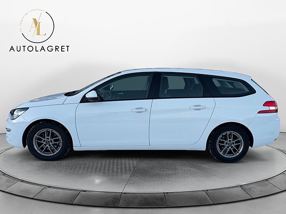 Peugeot 308 SW 3 of 5