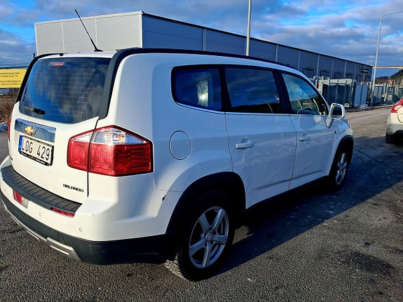 Chevrolet Orlando 3 of 14