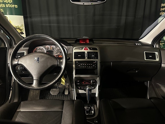 Peugeot 307 8 of 17