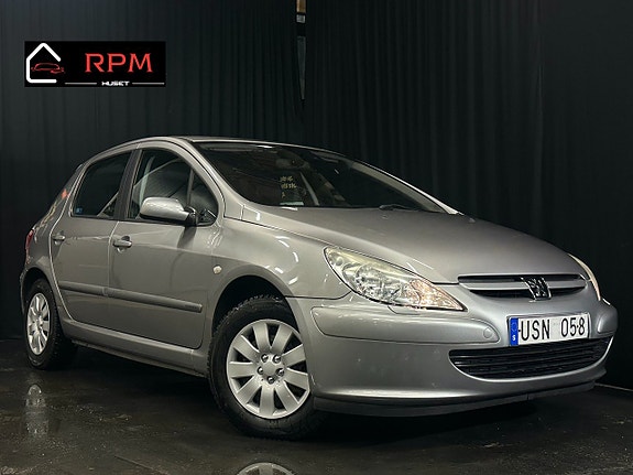 Peugeot 307 2 of 5