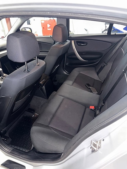 BMW 120 5 of 5