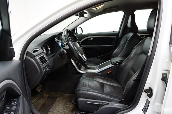 Volvo V70 4 of 20