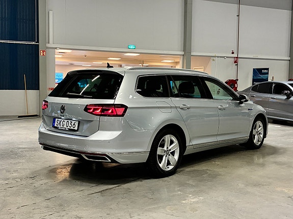 Volkswagen Passat 4 of 5