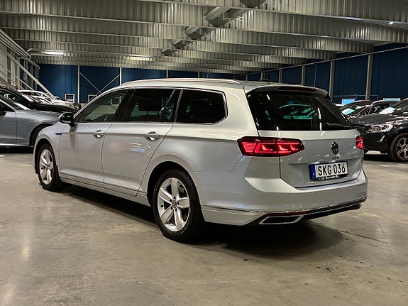 Volkswagen Passat 5 of 5