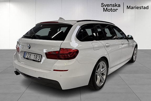 BMW 520d 4 of 5