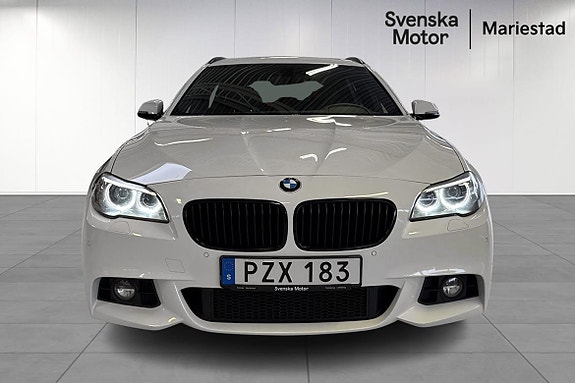 BMW 520d 2 of 5