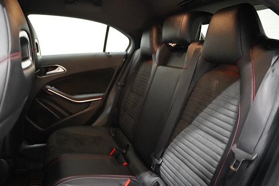 Mercedes-Benz A200 d 16 of 18
