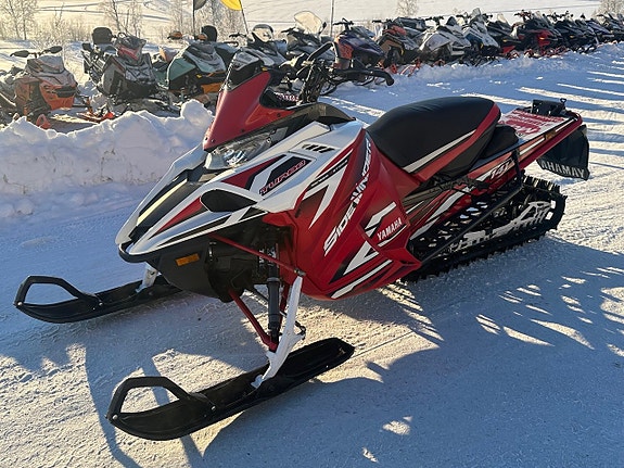 Yamaha Sidewinder XTX  141