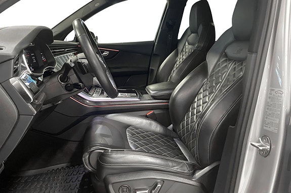 Audi Q7 11 of 24