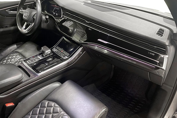Audi Q7 9 of 24