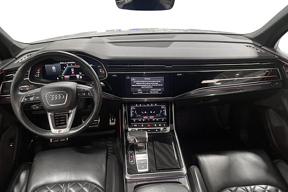 Audi Q7 8 of 24