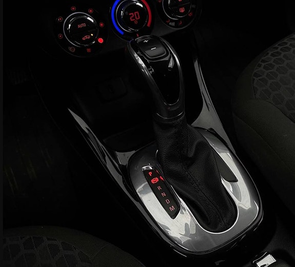 Opel Corsa 13 of 19