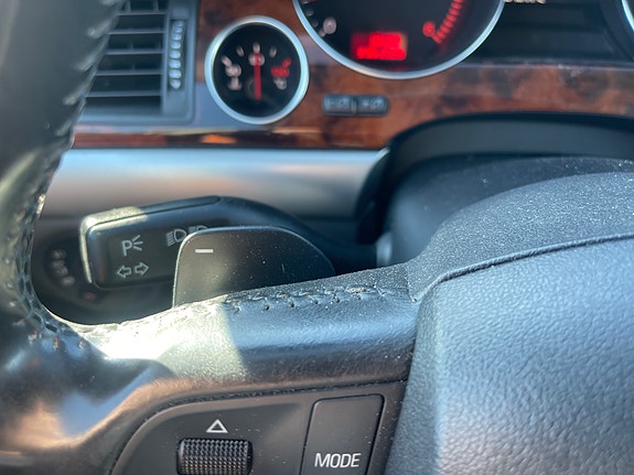 Audi A8 16 of 16