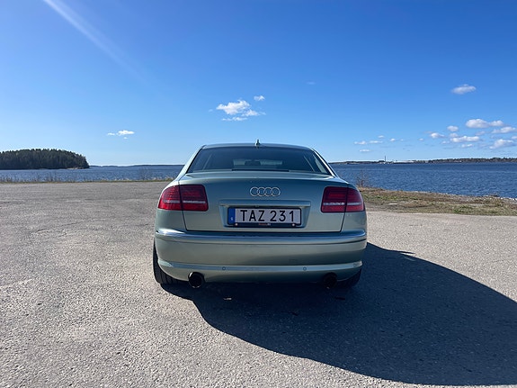 Audi A8 4 of 5