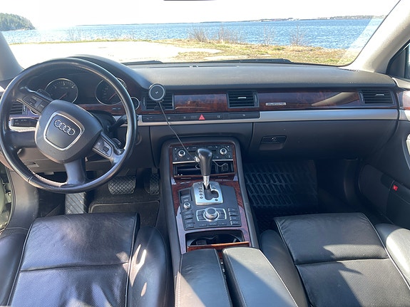 Audi A8 12 of 16