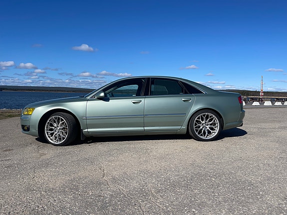 Audi A8 2 of 5