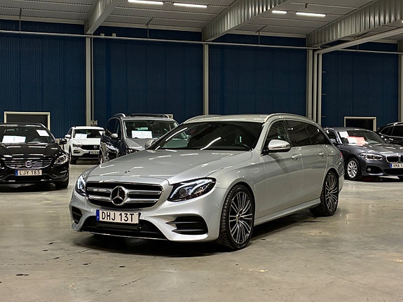 Mercedes-Benz E200 7 of 27
