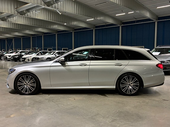 Mercedes-Benz E200 6 of 27