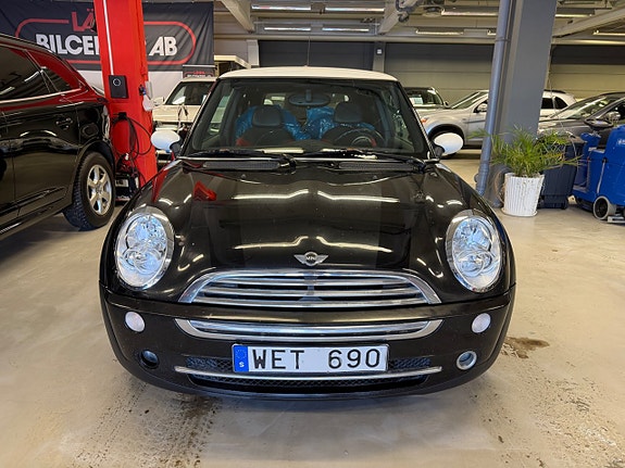 MINI Cooper 9 of 14