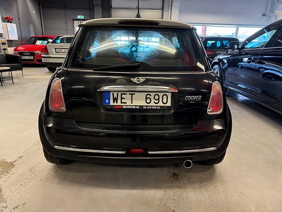 MINI Cooper 6 of 14