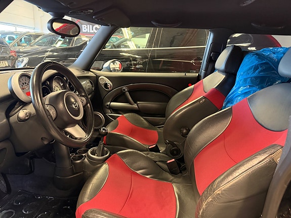 MINI Cooper 12 of 14