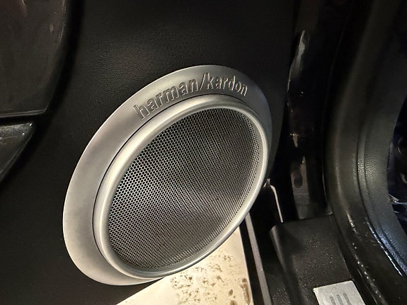 MINI Cooper 10 of 14