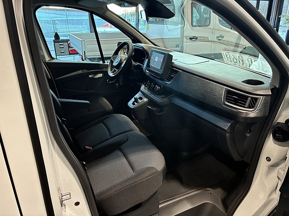 Nissan Primastar 5 of 8