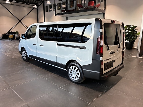 Nissan Primastar 4 of 8