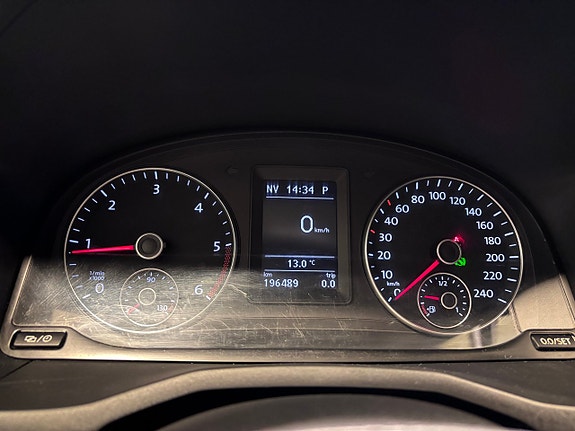 Volkswagen Caddy Alltrack 10 of 14
