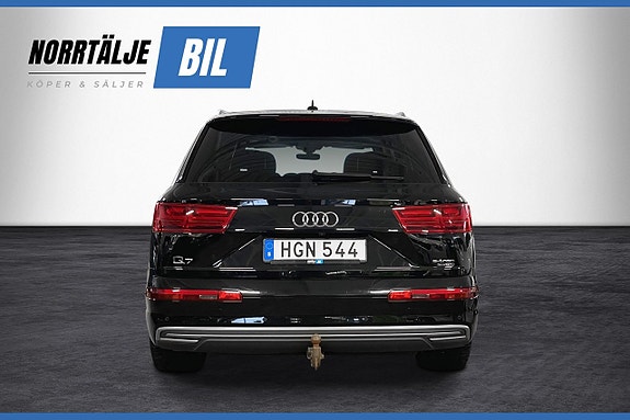 Audi Q7 7 of 27