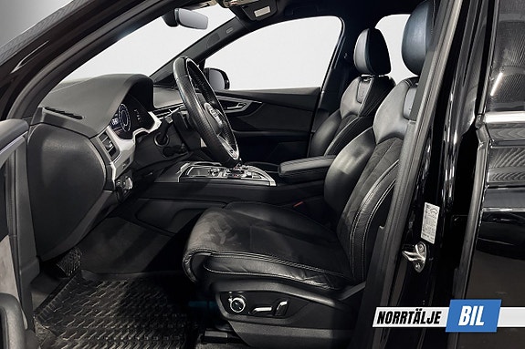 Audi Q7 8 of 27