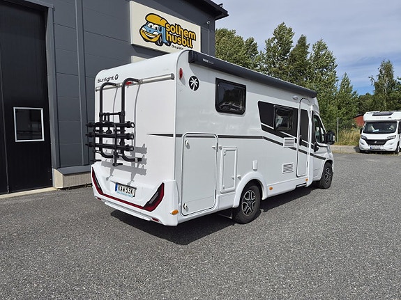 Sunlight Van 66 Adventure kompakt med långbäddar, 140 hk, automat, kanonfin 7 of 21