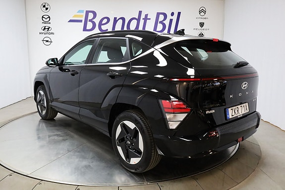 Hyundai Kona 8 of 27