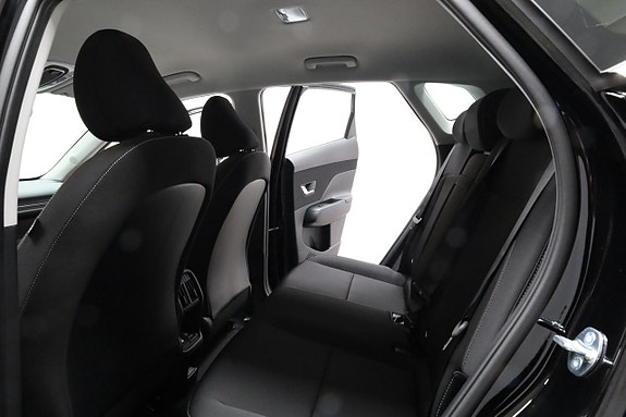 Hyundai Kona 12 of 27