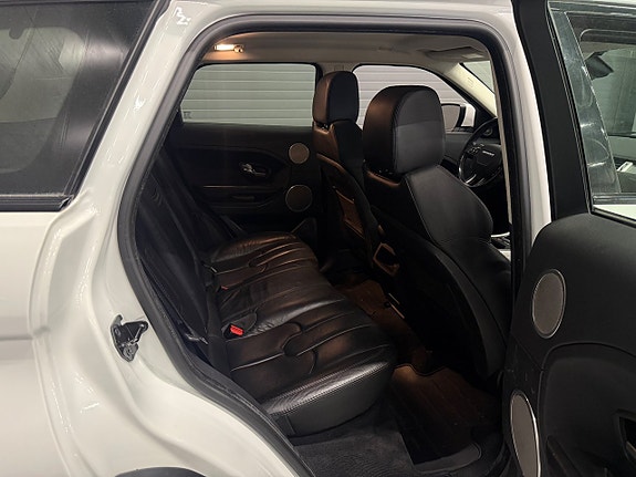 Land Rover Range Rover Evoque 13 of 23