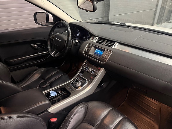 Land Rover Range Rover Evoque 11 of 23