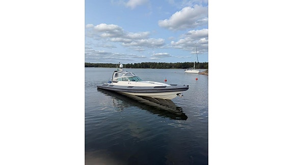 Arctic Blue 35 -06 Volvo Penta D6 370 x2 -10