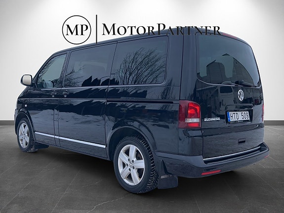 Volkswagen Multivan 5 of 5
