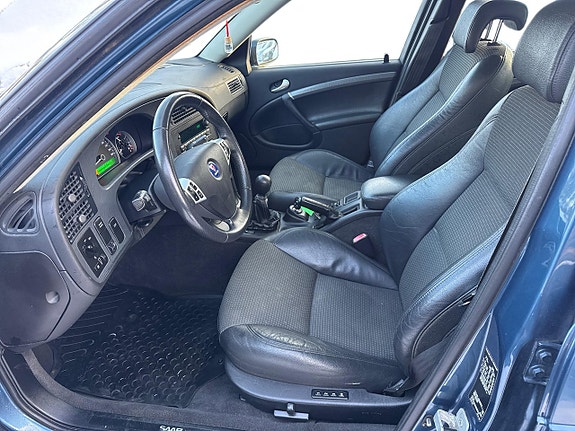 Saab 9-5 16 of 21