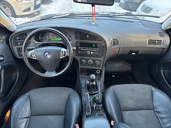 Saab 9-5 17 of 21