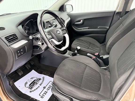 Kia Picanto 5 of 10