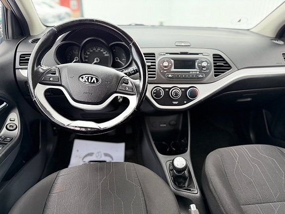 Kia Picanto 7 of 10